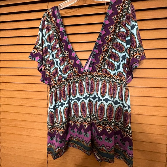 Boho Style Deep V Front Women's Top Size XL - Picture 5 of 7